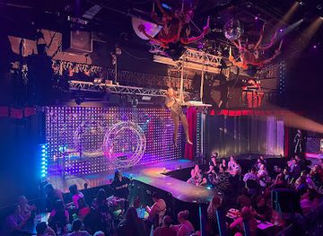 australia/gold-coast/broadbeach/nightclub/dracula-s-cabaret