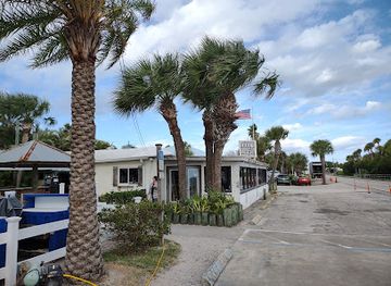 florida/sebastian-inlet-state-park/nightclub/earl-s-hideaway-lounge