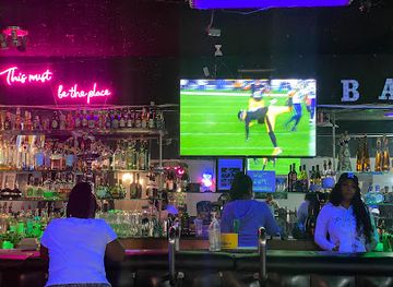 california/hayward/nightclub/why-not-lounge