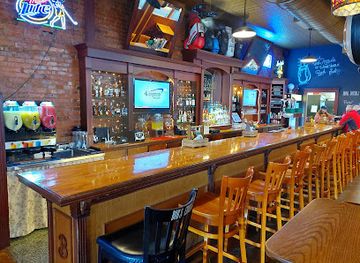 ohio/amish-country/nightclub/bags-sports-pub