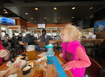 new-mexico/carlsbad-caverns-national-park/nightclub/chili-s-grill-bar