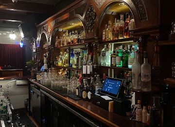 california/big-sur/nightclub/barmel