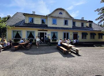 estonia/hiiumaa-island/nightclub/meite-mote