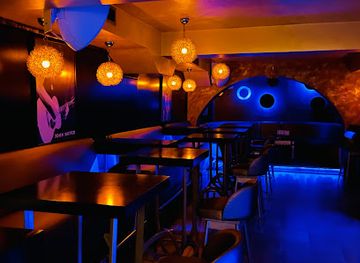 albania/devoll/nightclub/gold-club