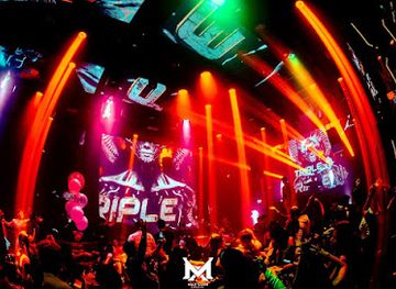 MAX CLUB BANGKOK