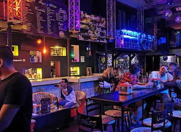 costa-rica/san-carlos/nightclub/el-lago