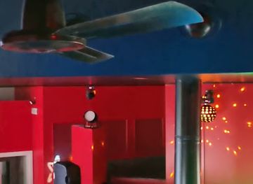 italy/alta-valtellina/nightclub/harem-lux-night-club-lap-dance