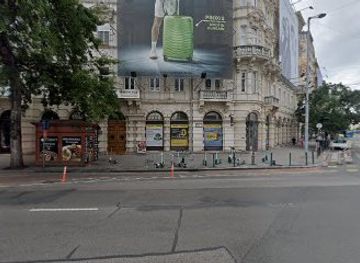 hungary/budapest/inner-city/nightclub/disco-club