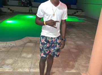 haiti/cotes-de-fer/nightclub/hollywood-night-club-frans