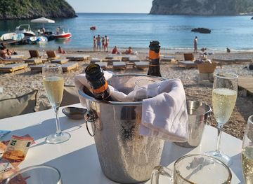 greece/corfu/paleokastritsa/nightclub/akron-beach-bar