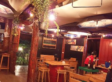laos/phonsavan/nightclub/khemna-restaurant
