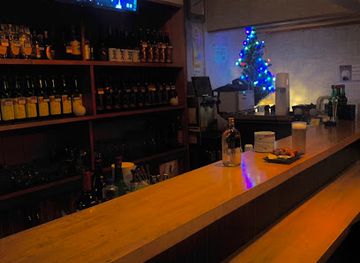 japan/nikko/nightclub/snack-dirt-flower