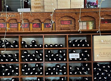 turkiye/cappadocia/uchisar/nightclub/sirli-antik-wine-house