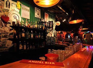 netherlands/wadden-islands/nightclub/oka-18