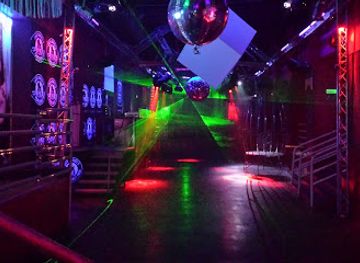 poland/lodz/nightclub/narraganset