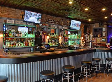 wisconsin/lake-geneva/nightclub/thumbs-up-lake-geneva