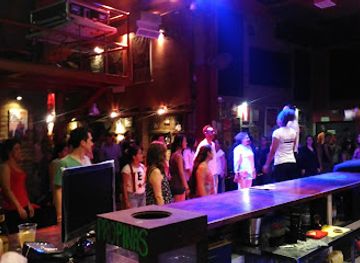 La Topa Tolondra Nightclub