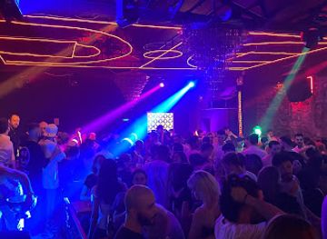 turkiye/izmir/konak/nightclub/maze-izmir