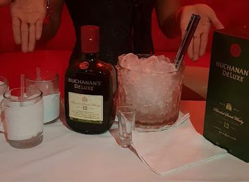 guatemala/pacific-lowlands/nightclub/molino-rojo-guatemala