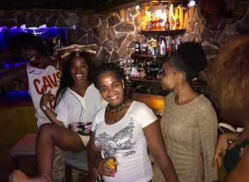 madagascar/nosy-be/nightclub/djembe-discotheque