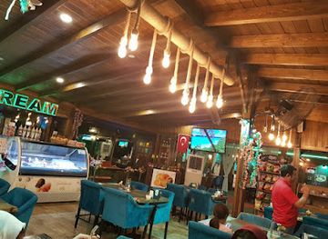 Olivia Disco & Bar
