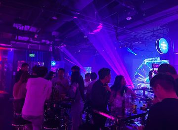 singapore/singapore/orchard-road/nightclub/kiss-dance-club