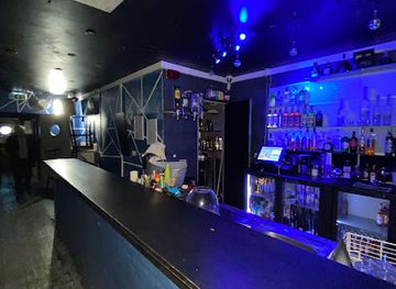 france/la-rochelle/vieux-port/nightclub/son-latino-s