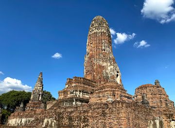 thailand/ayutthaya/wat-mahathat/nightclub/wat-phra-ram