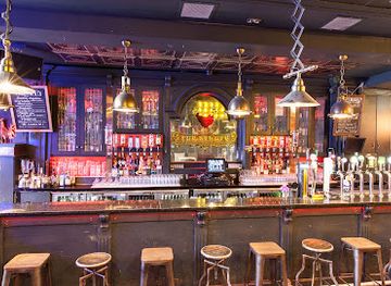 ireland/county-limerick/nightclub/the-red-hen