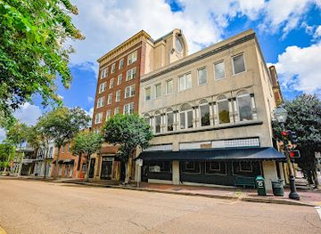Andrew's Tavern-DiveBar