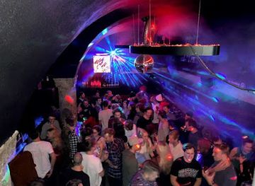 austria/innsbruck/igls/nightclub/filou-bar-nightclub