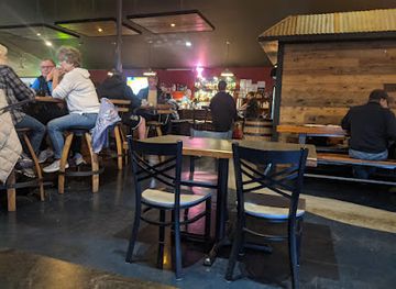 oregon/the-dalles/nightclub/bargeway-pub