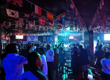 White house Night Club Live Karaoke Nadi
