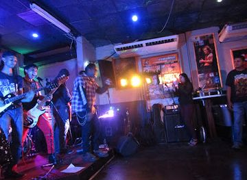 Phoenix Bar