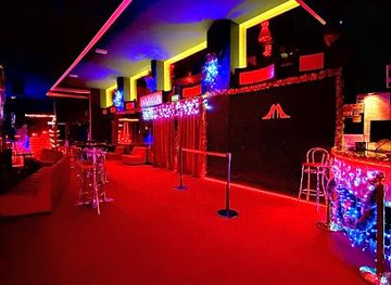 italy/garfagnana/nightclub/american-show-lucca