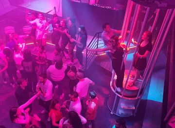 france/champagne/nightclub/le-gavroche-discotheque