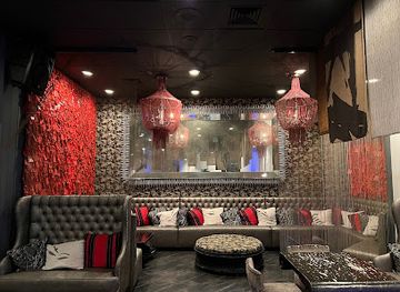 california/huntington-beach/nightclub/bar-rouge-lounge-bar