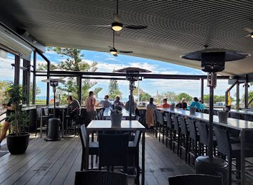 australia/great-sandy-national-park/nightclub/the-deck-sea-salt