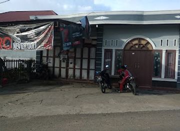 indonesia/tana-toraja/nightclub/amper-ge-tengan