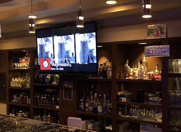 japan/kanazawa/omicho-market/nightclub/mix