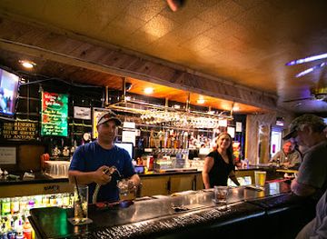 california/shasta-cascade/nightclub/gold-room-saloon