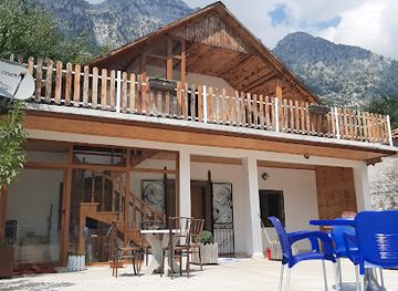 albania/boga-alpine-resort/nightclub/bujtina-kroni-i-boges