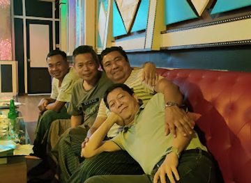 myanmar-burma/yangon/insein/nightclub/las-vegas-entertainment