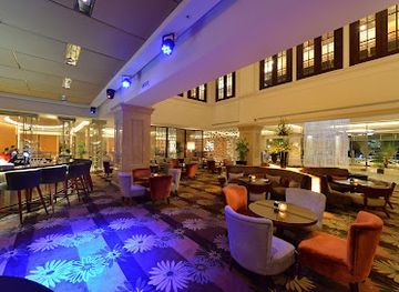 vietnam/ho-chi-minh-city/district-5/nightclub/flo-lounge-equatorial-ho-chi-minh-city