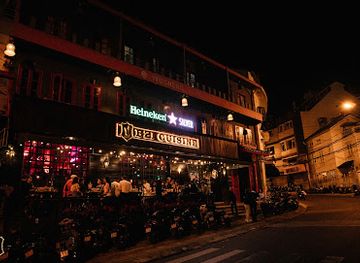vietnam/dalat/langbiang-mountain/nightclub/b21bar
