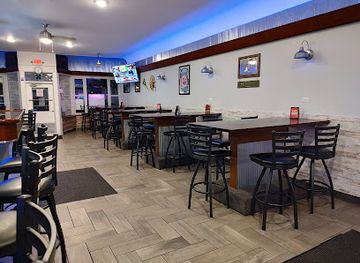 michigan/pictured-rocks-national-lakeshore/nightclub/whisky-dick-s