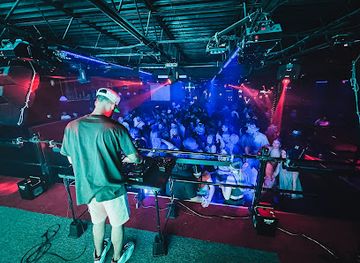 Rhythmz Lounge