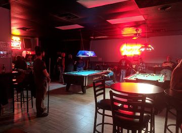 iowa/urbandale/nightclub/jeannie-s-bottle