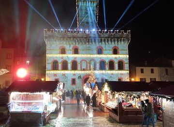 italy/montepulciano/nightclub/enoteca-palazzo-contucci