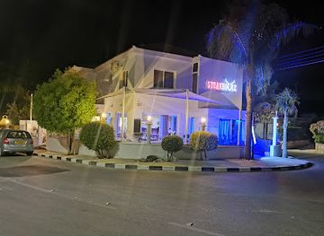 cyprus/pissouri-village/nightclub/steakhouse-by-michael
